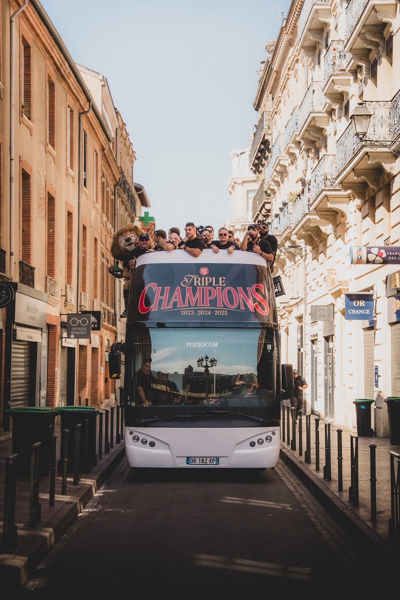 Célébration au Capitole - Champions 2025