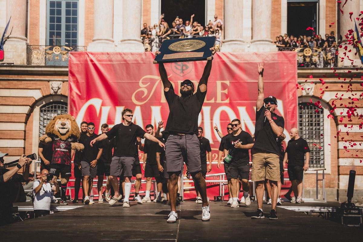 Célébration au Capitole - Champions 2025
