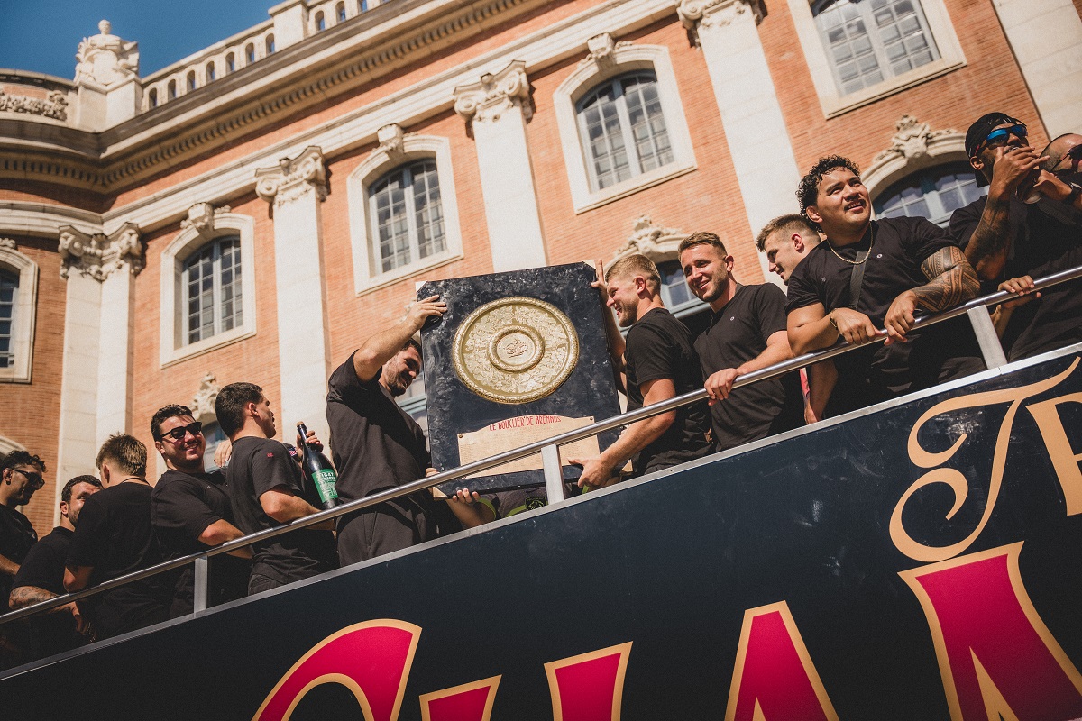 Célébration au Capitole - Champions 2025