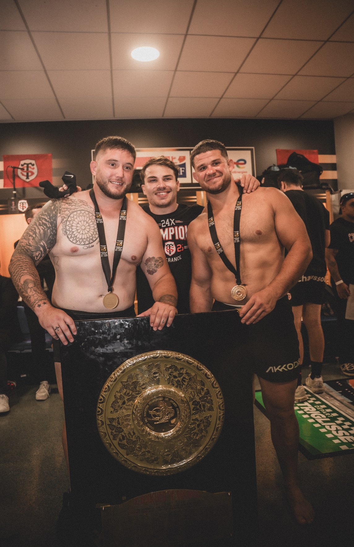 Cyril Baille et Antoine Dupont et Julien Marchand