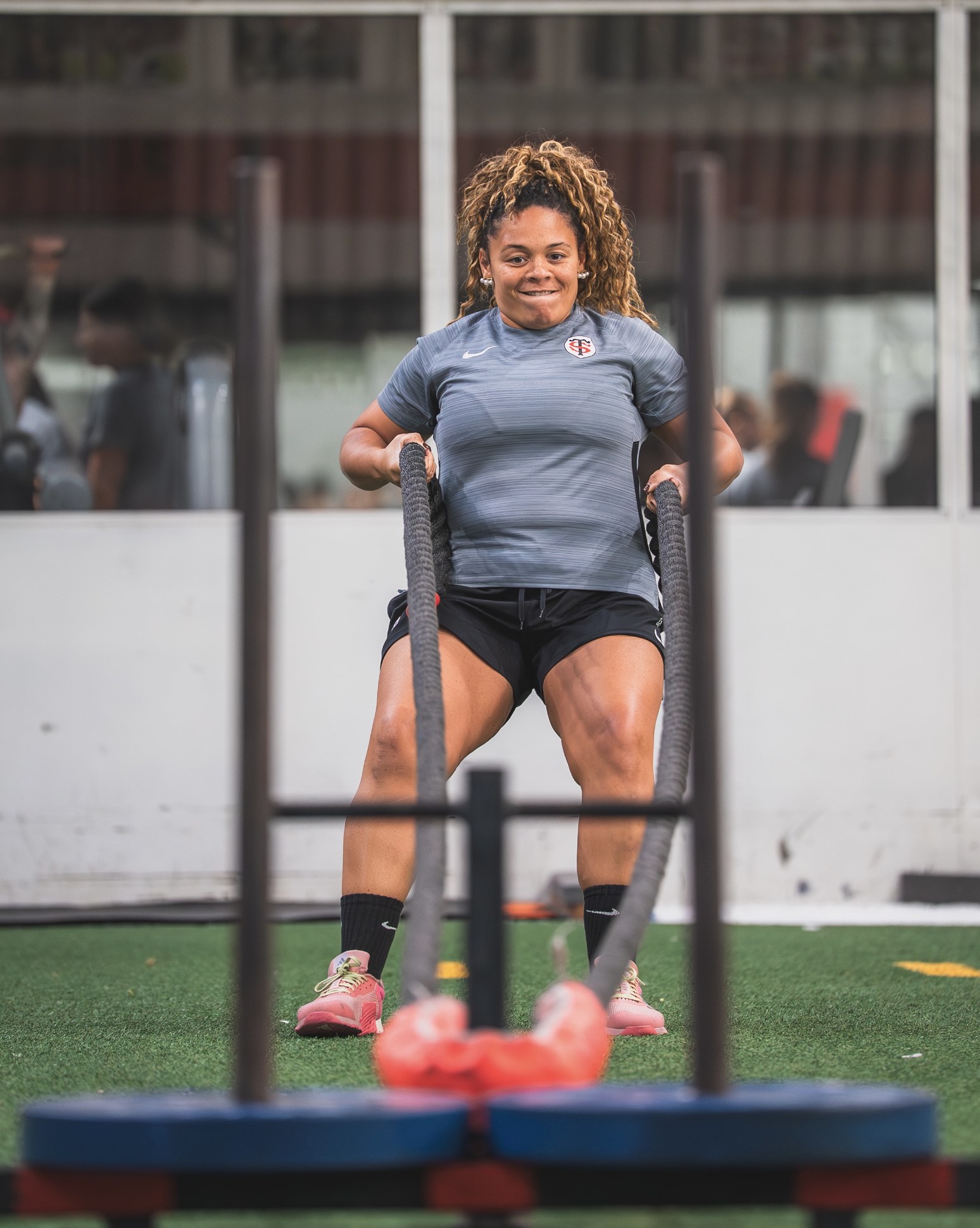 Jennifer Cros à une séance de muscu 25/26
