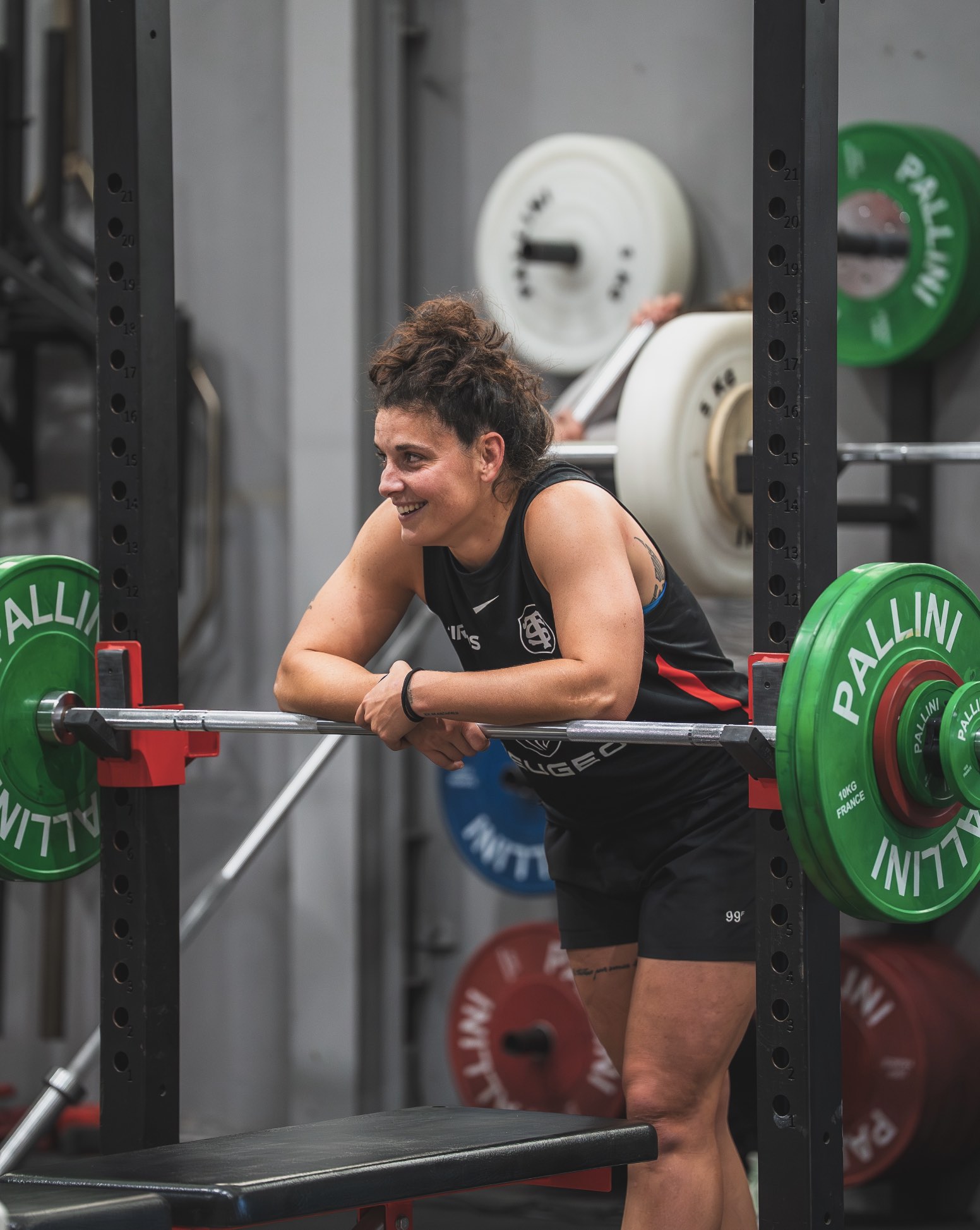 Laure Touyé à une séance de muscu 25/26