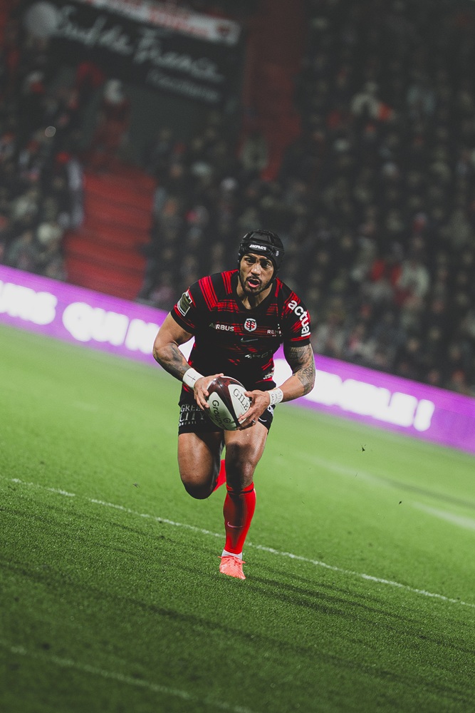 Pita Ahki action 25/26