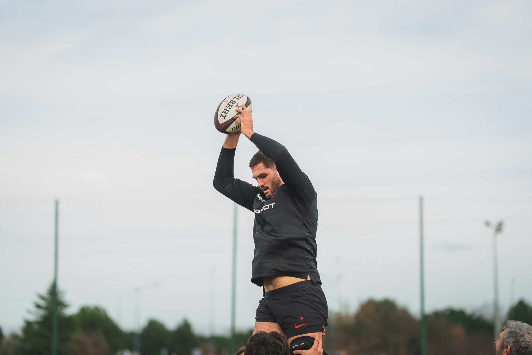 Clément Vergé Capte une balle en l'air