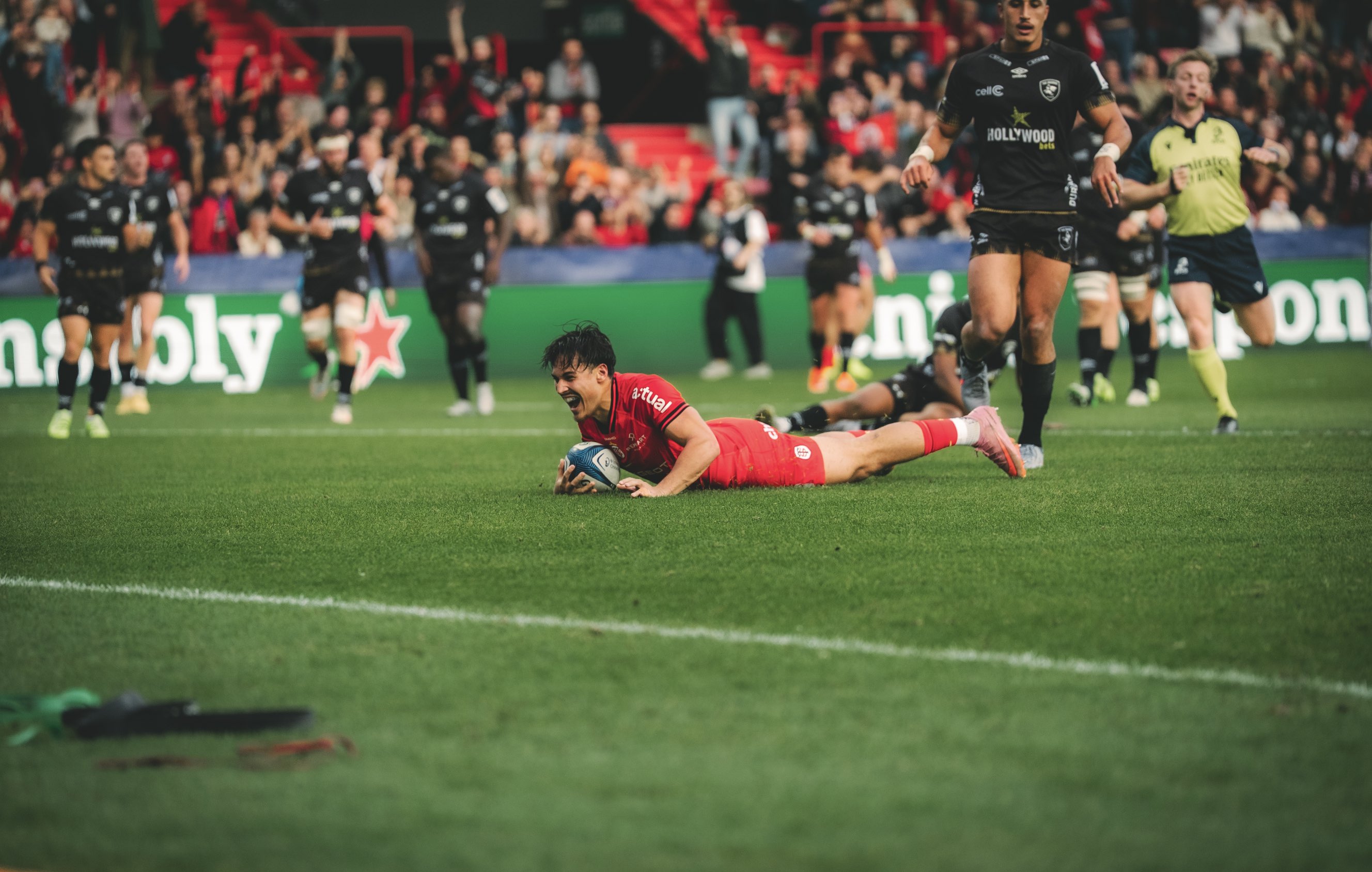 Kalvin Gourgues marquant un essai 25/26