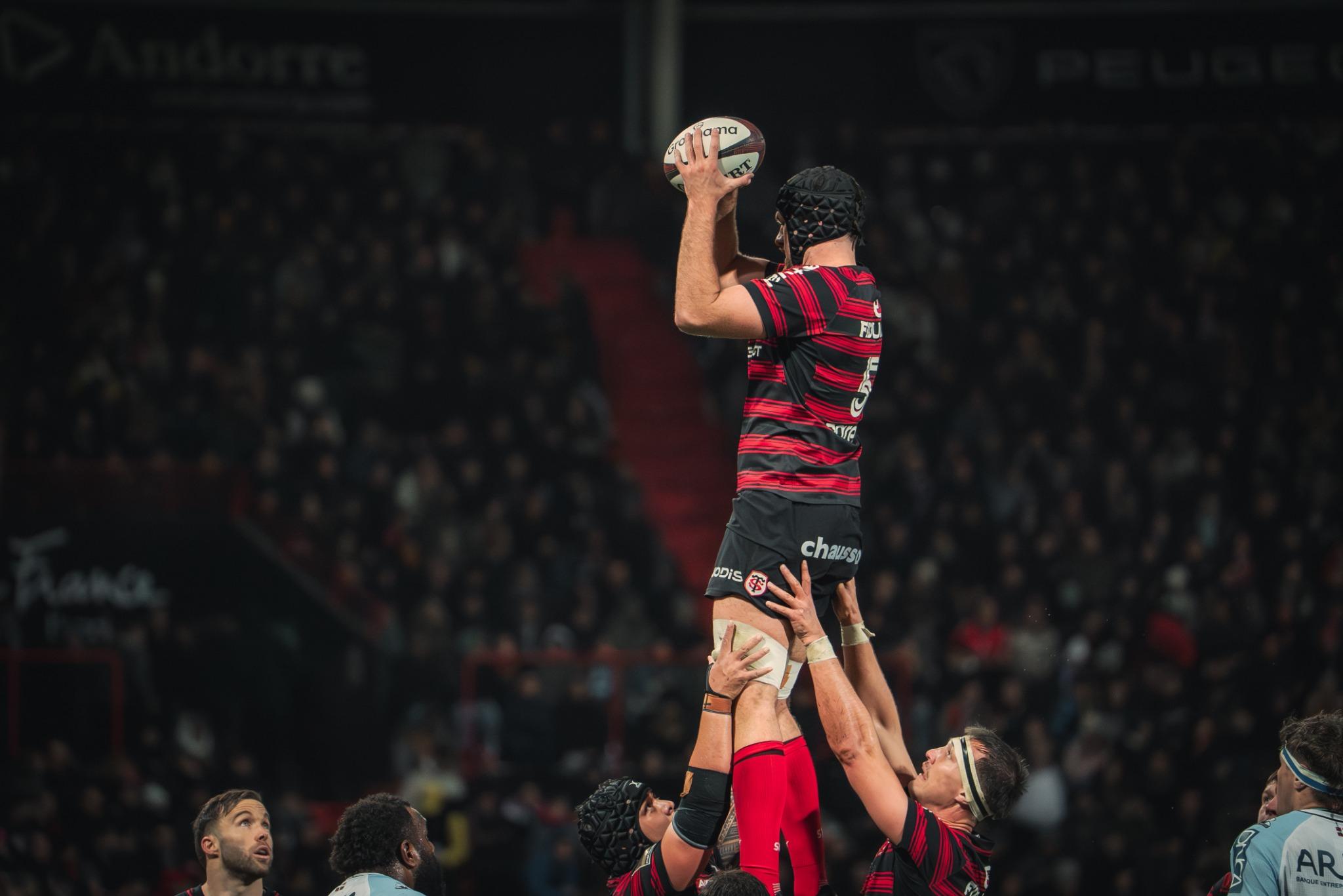 Clément Vergé qui saute en touche