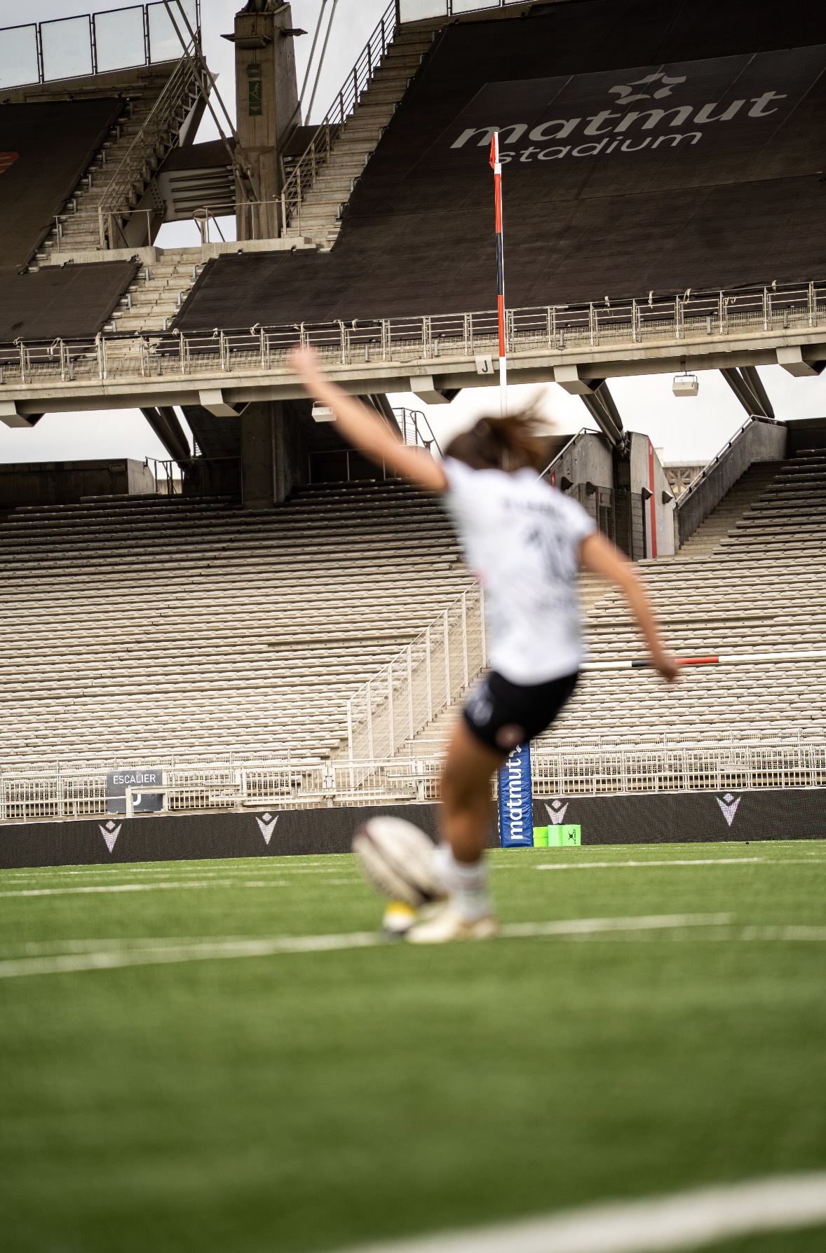 Lina Queyroi face au LOU